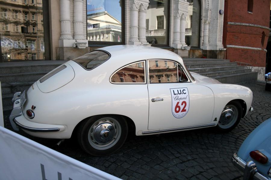  Porsche 356B 1960 года  (фото 2 из 7)